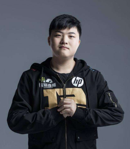 电竞化进程中的挑战与机遇